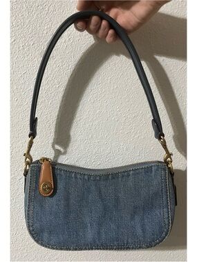 RARE Coach Denim Swinger 20!